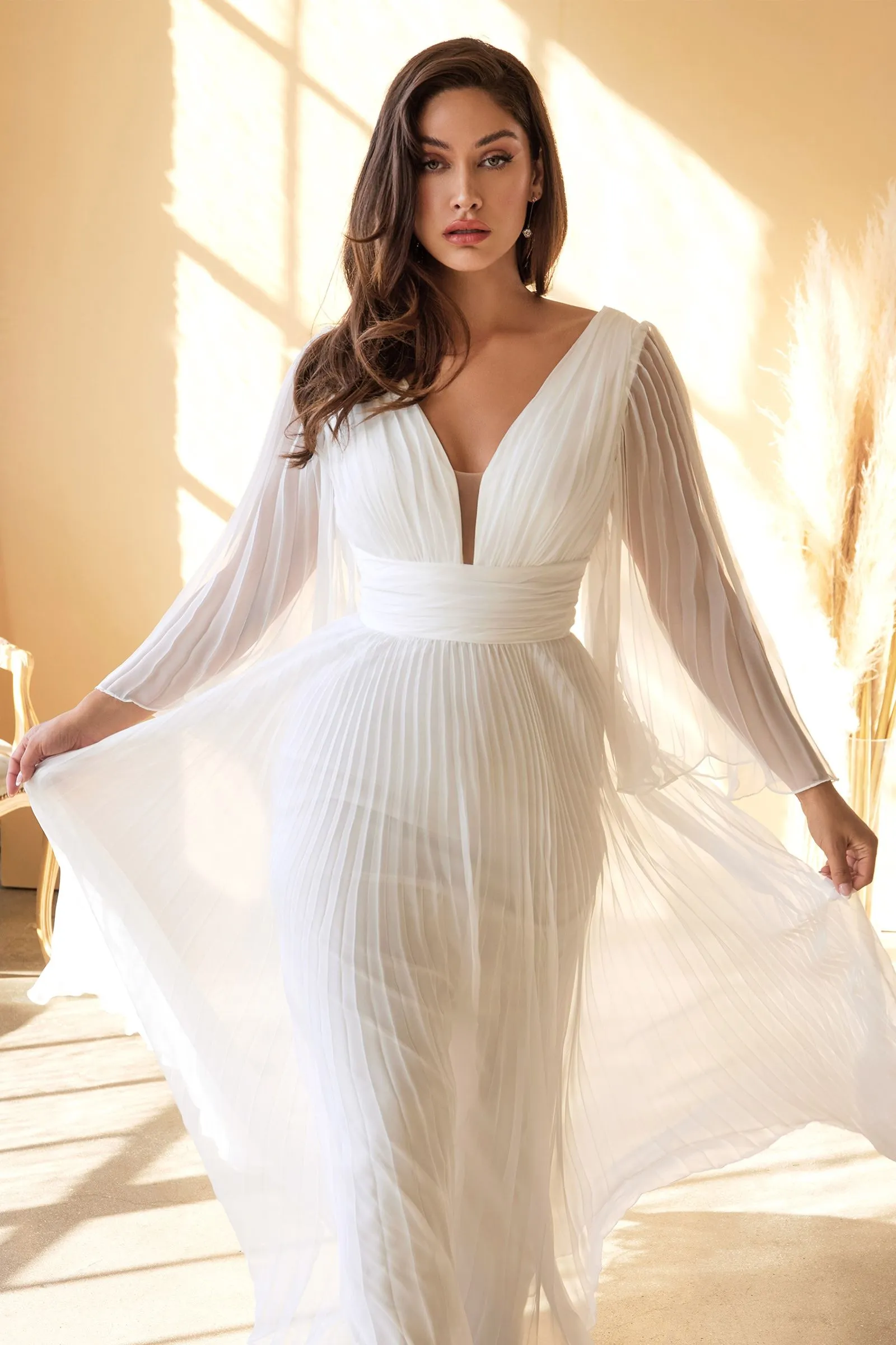 Elegant Pleated Chiffon Long-Sleeved Wedding Gown