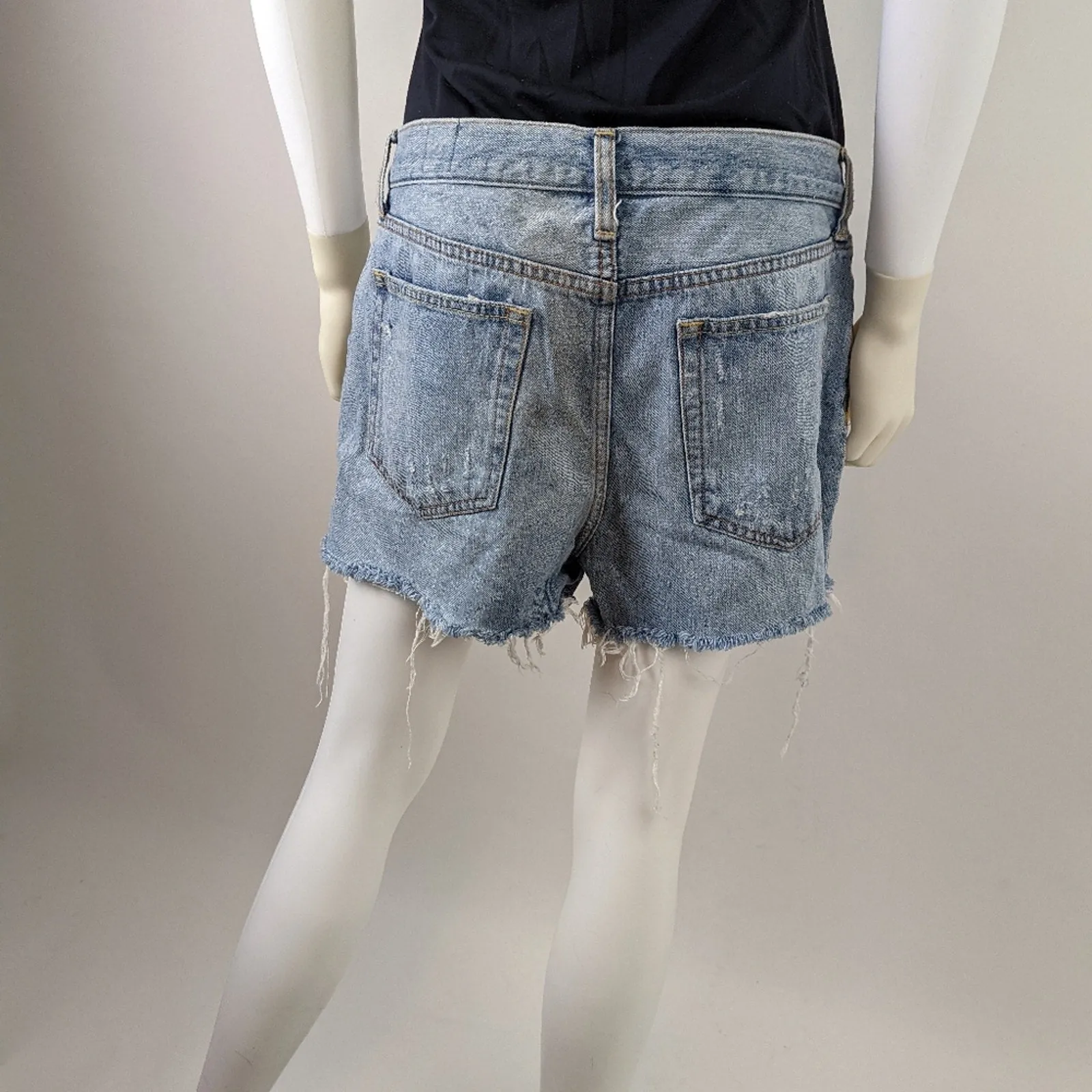 Free People Denim Distressed Cut Off Shorts 31