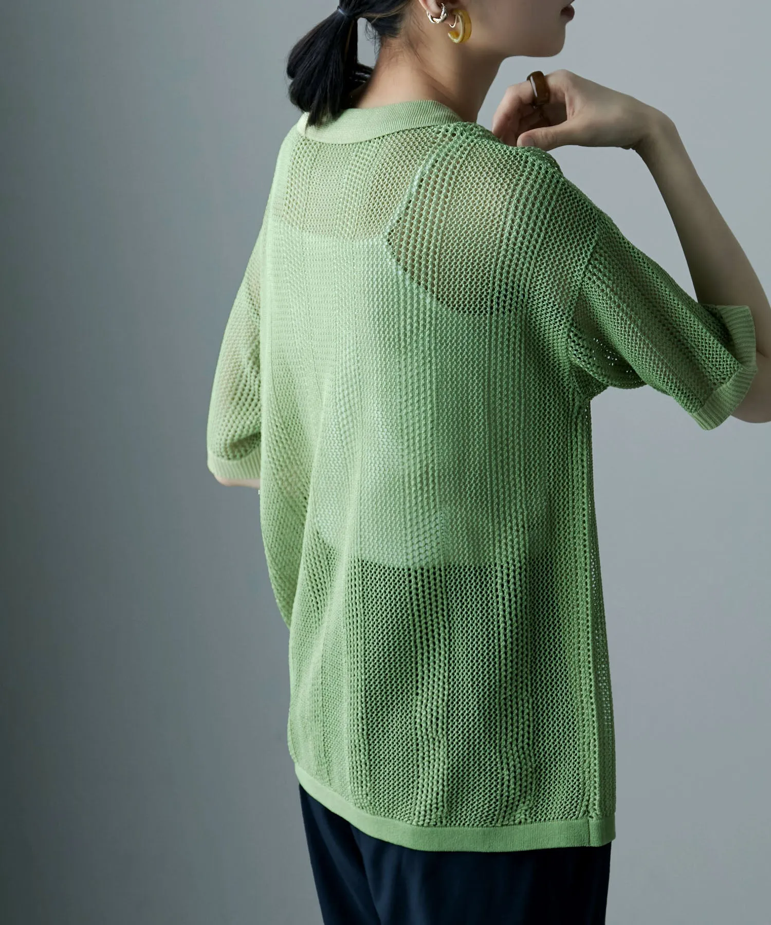 Mesh knit polo pullover