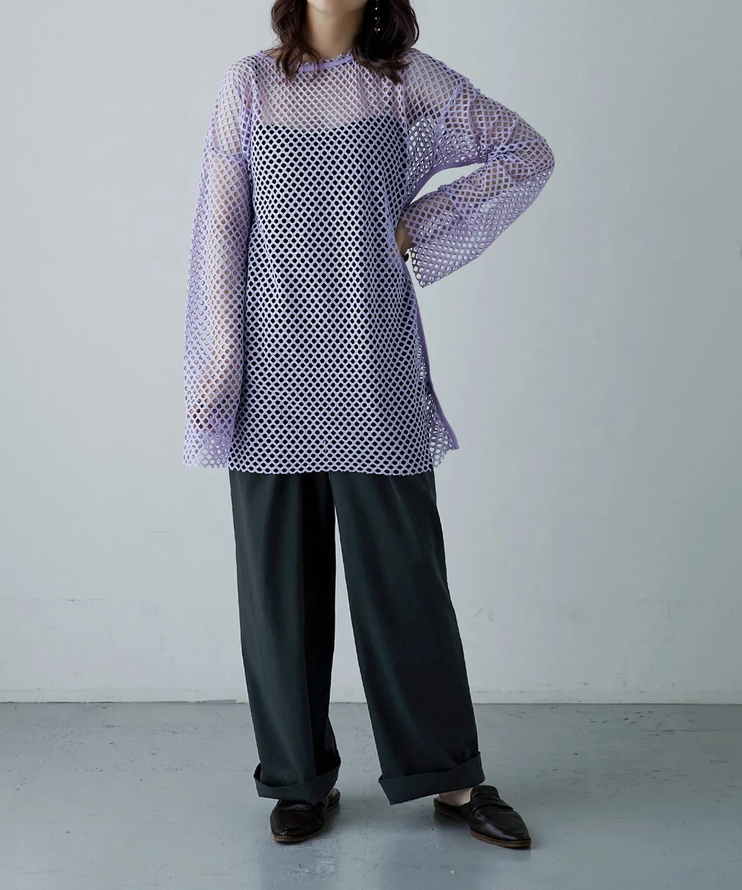 Mesh knit pull over