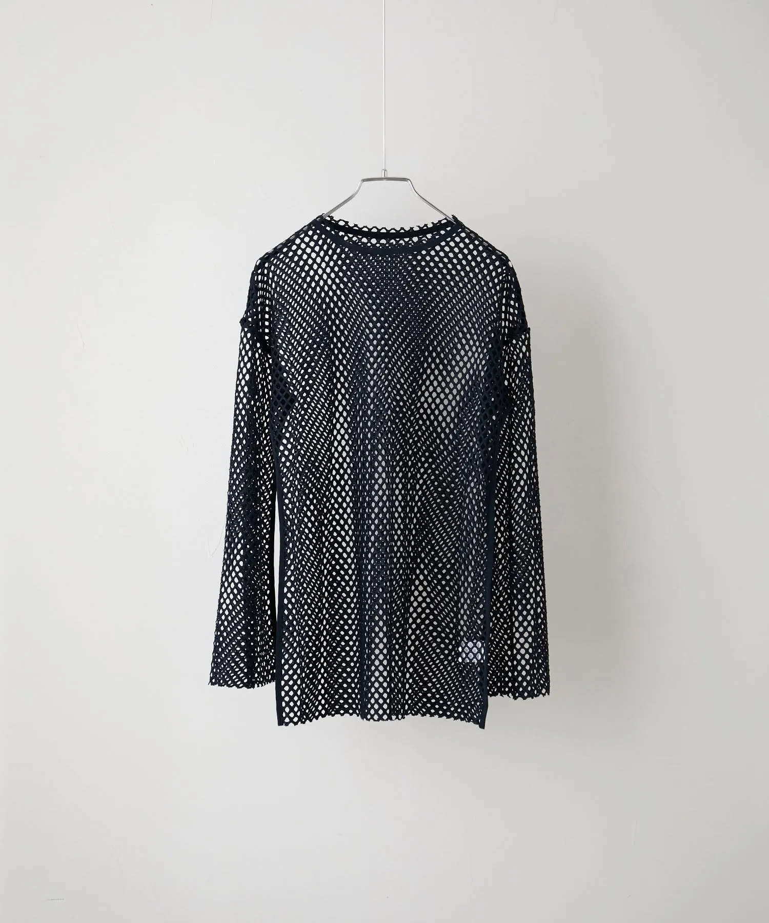 Mesh knit pull over