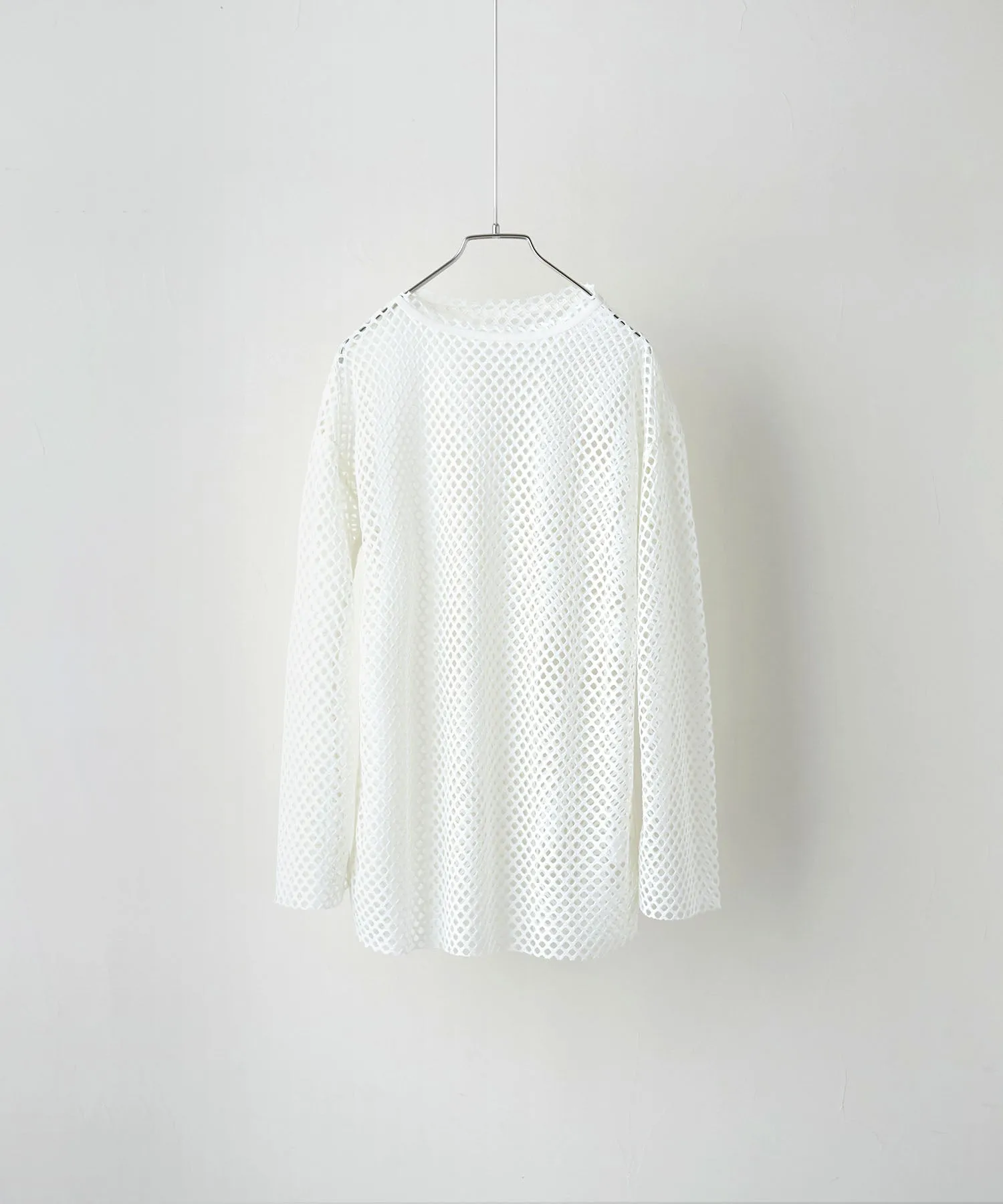 Mesh knit pull over