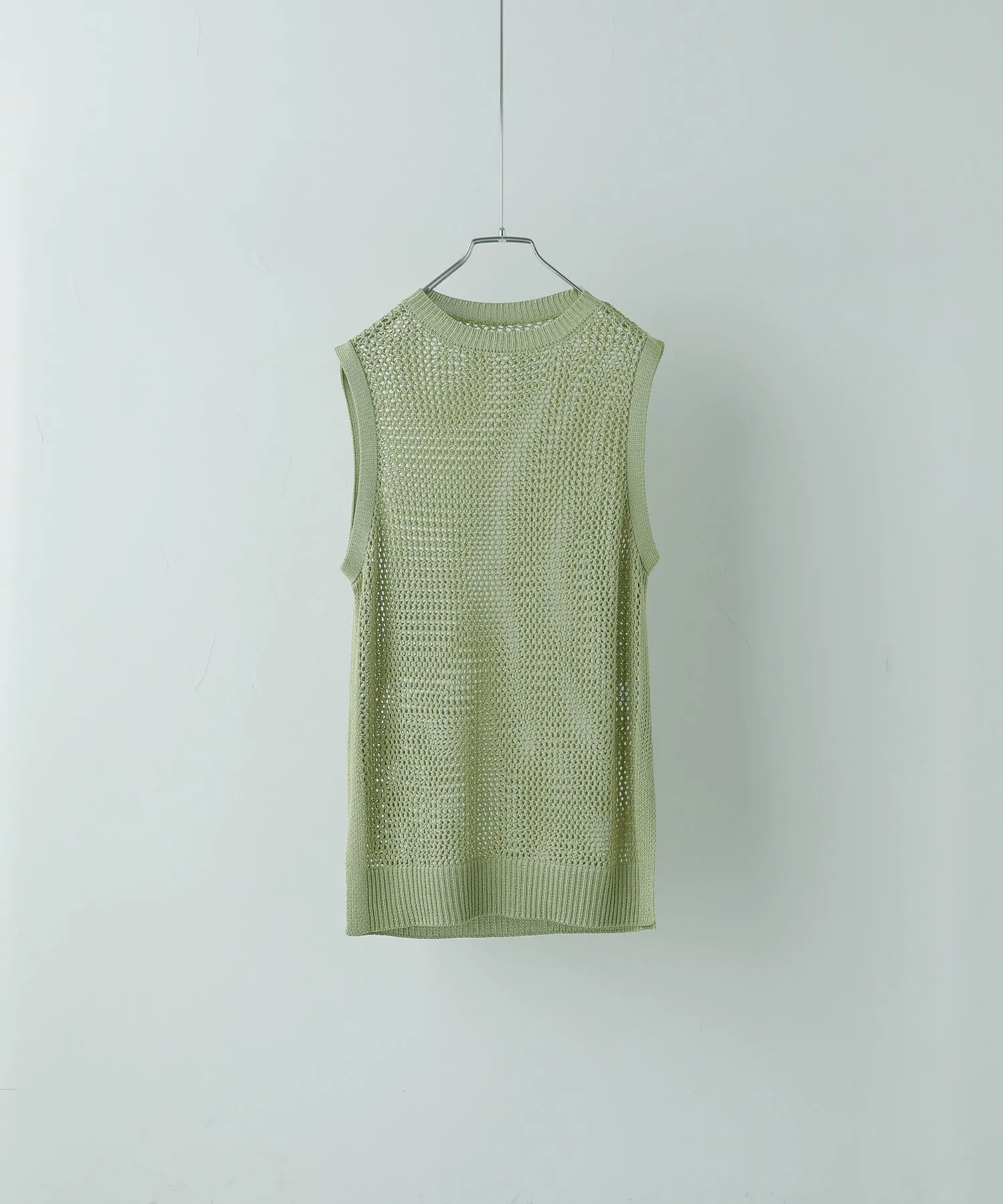 Mesh knit vest