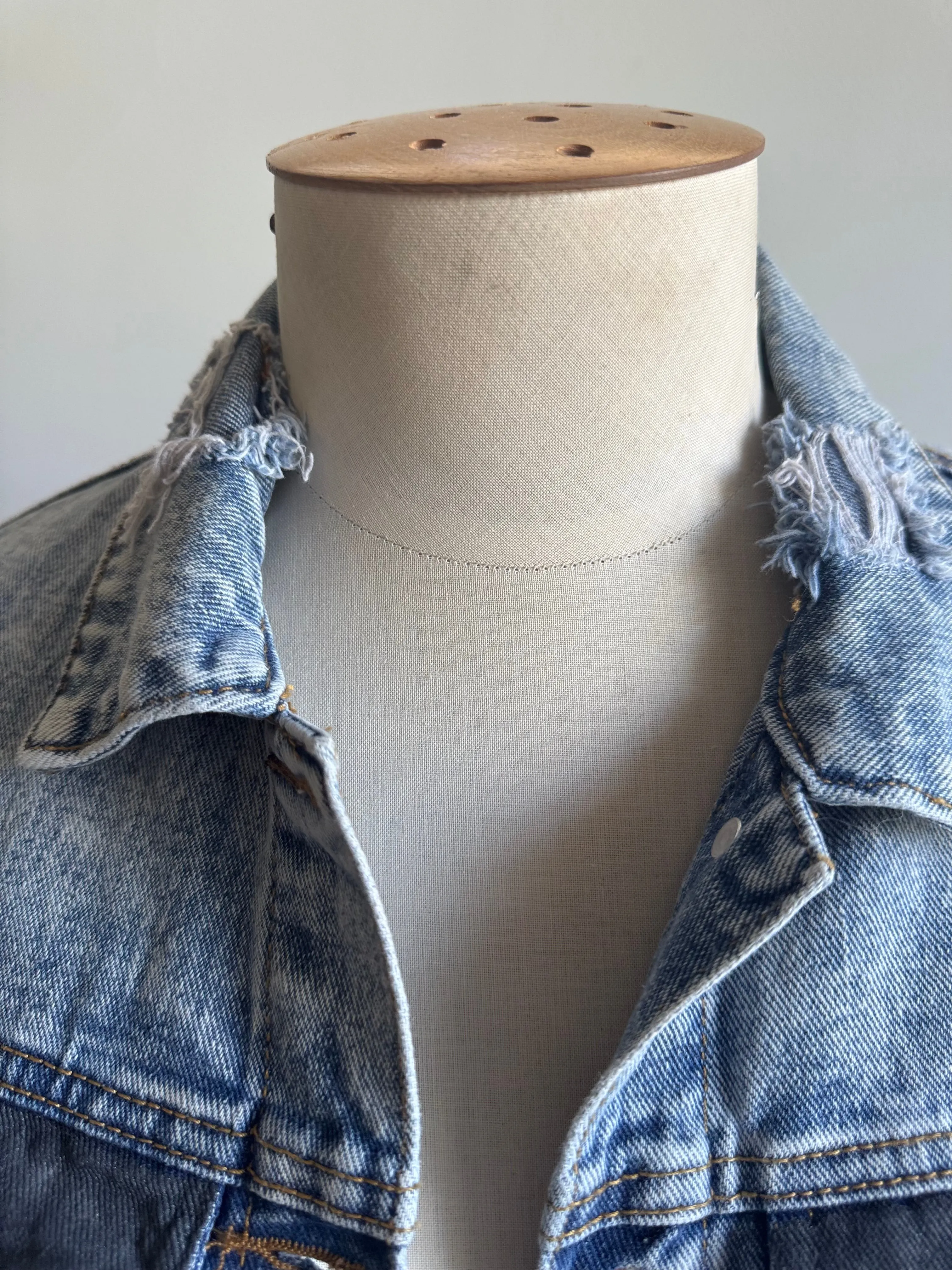 Wren and Glory Size S Hand Painted Denim Jacket